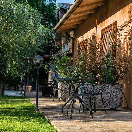 Hotel & Spa Villa Dei Mosaici Spello Exterior photo